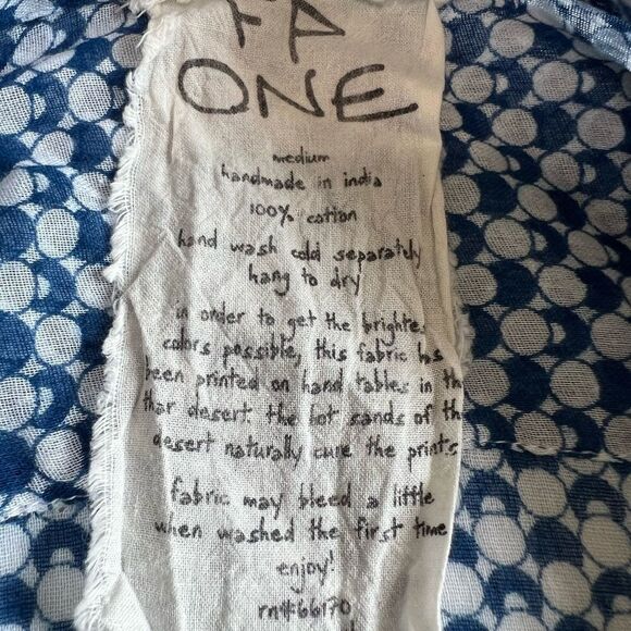 Free People Long Sleeve Tiered 3/4 Botton Down Blouse Size Medium - Picture 8 of 9